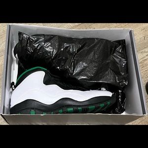 Jordan 10 retro Seattle $120
